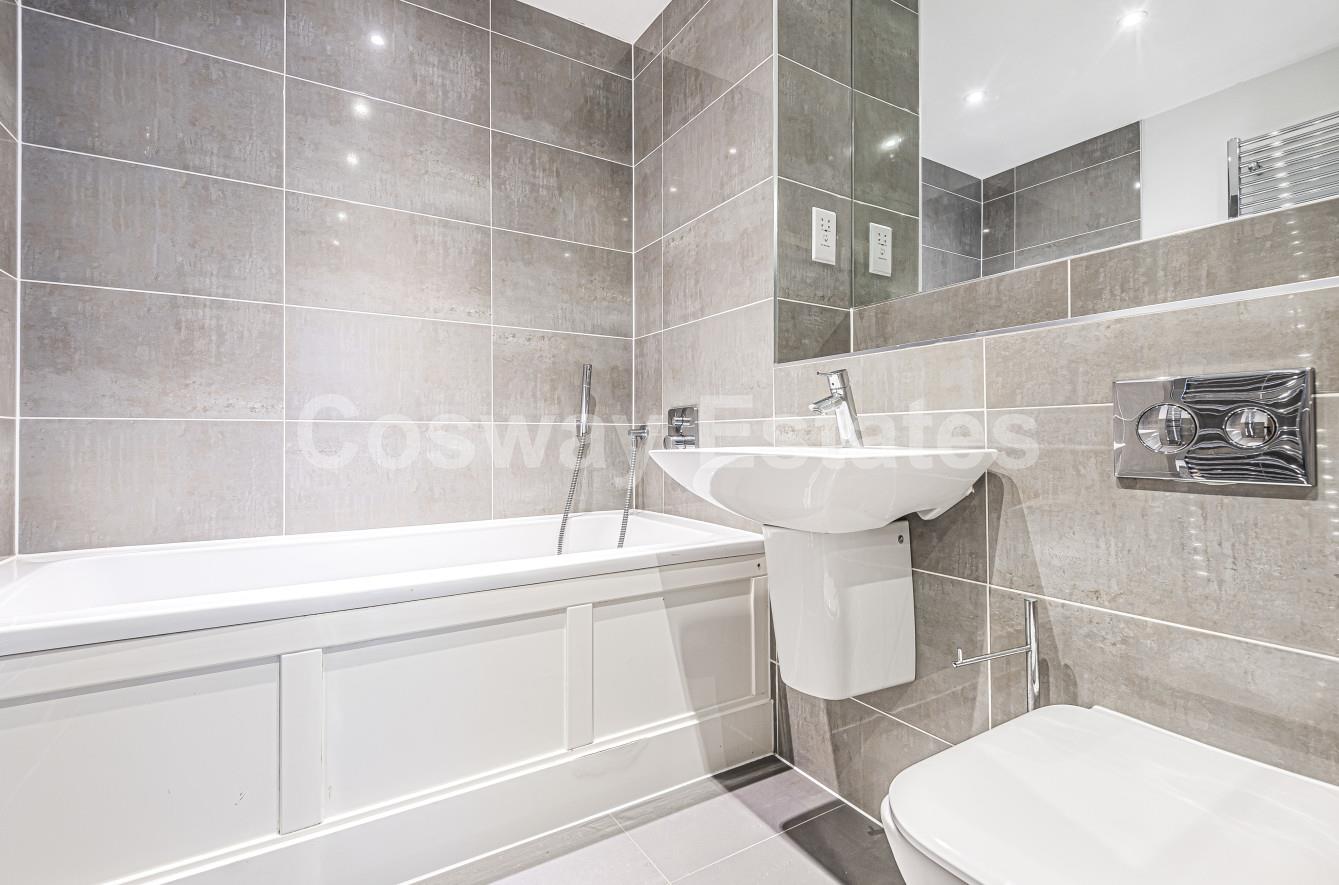 1 Guardhouse Way, Mill Hill